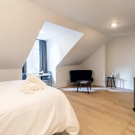 Thena Hotel - Spacious Studio Philadelphie Extérieur photo